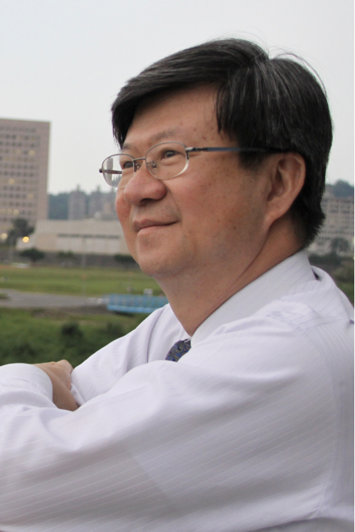吳思華照片